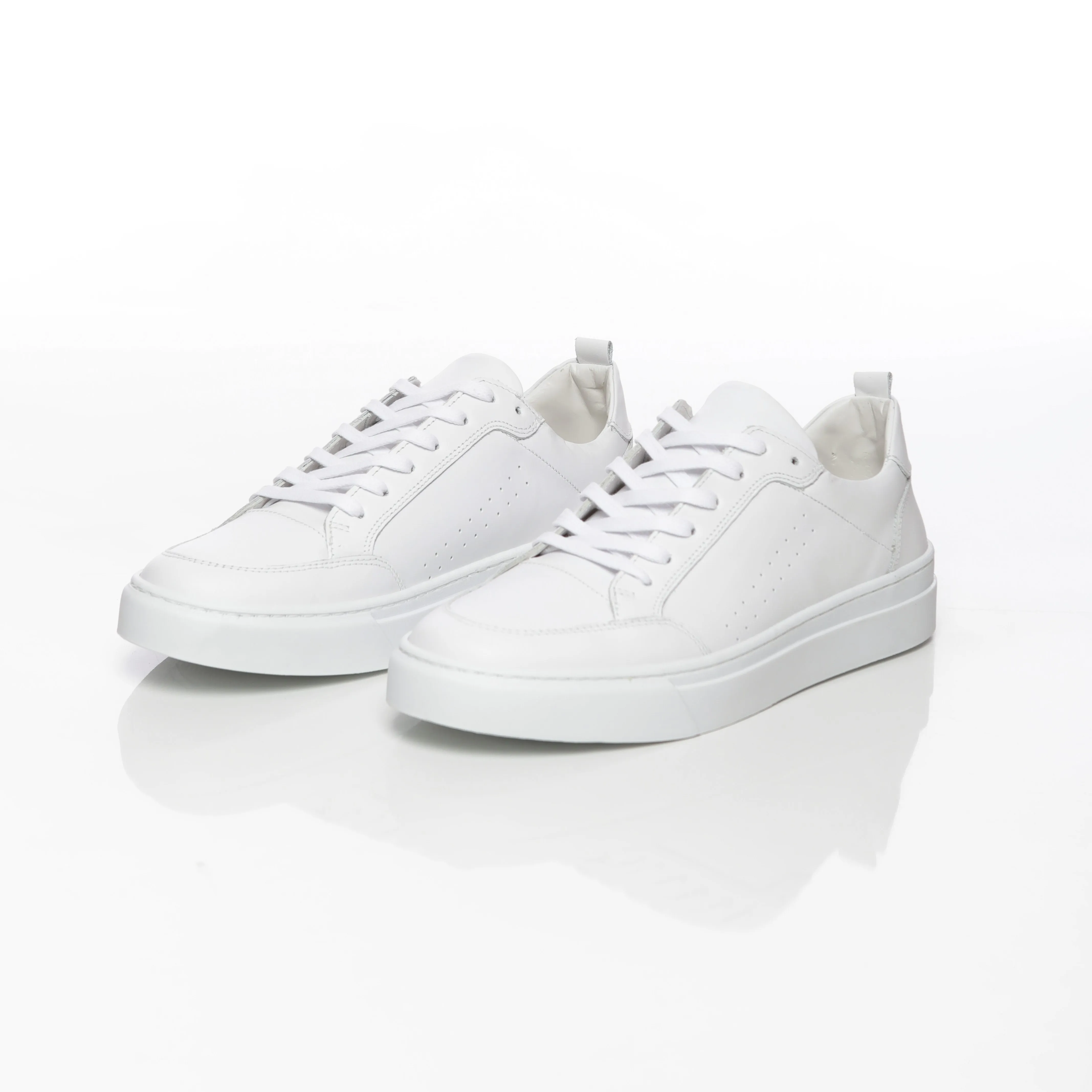 Alex : Baskets en cuir véritable, style sport chic pour Homme