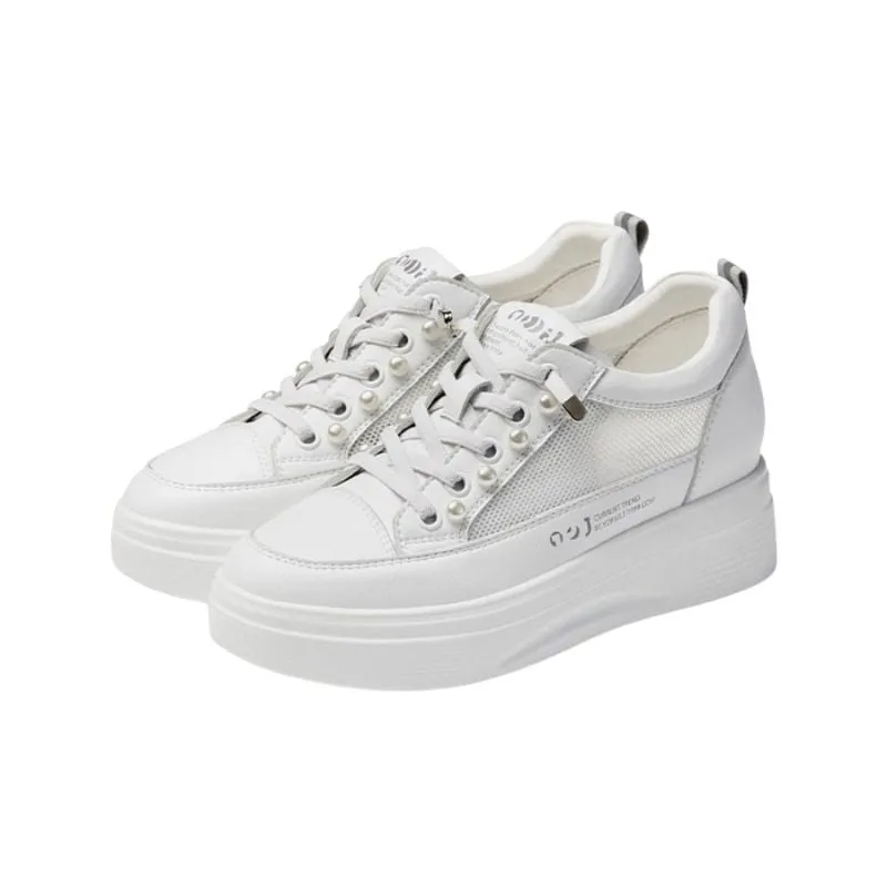 Basket Blanche Année 70