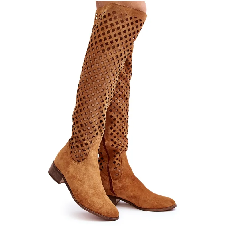 Boots Arinna en daim camel à motif ajouré brun