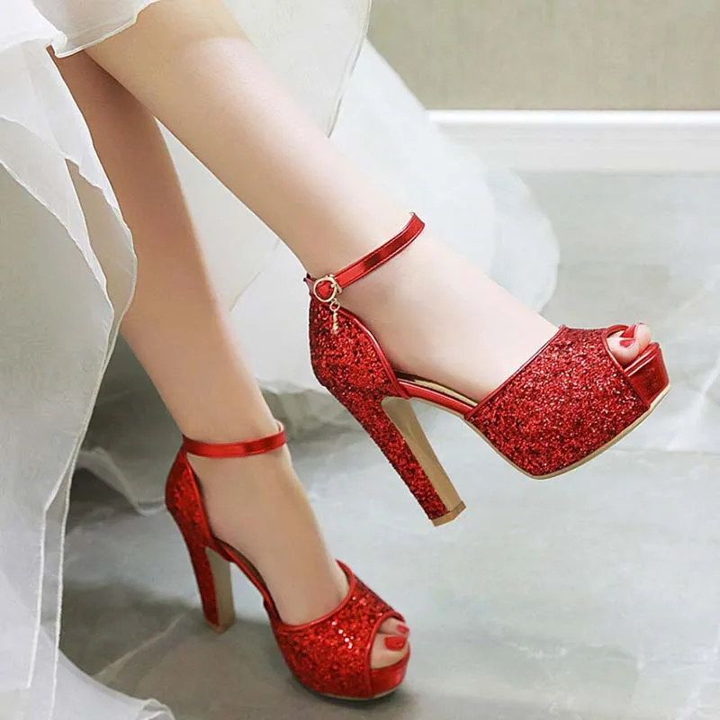 Chaussures Année 70 Rouges à Paillettes