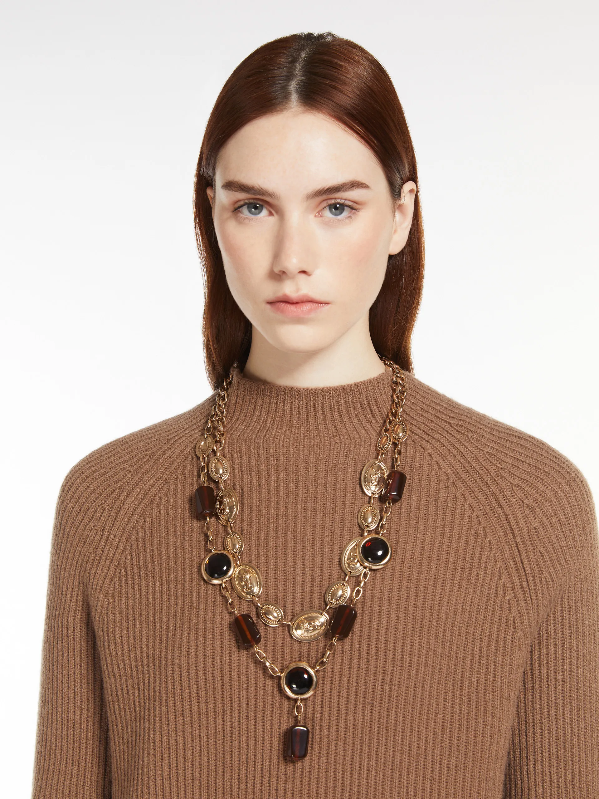 Collier à double chaîne