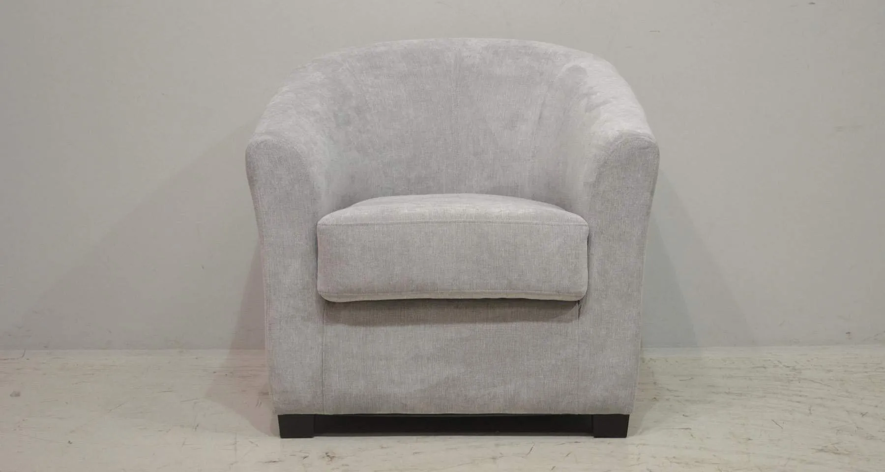 Petit fauteuil club vintage en tissu Le Béret