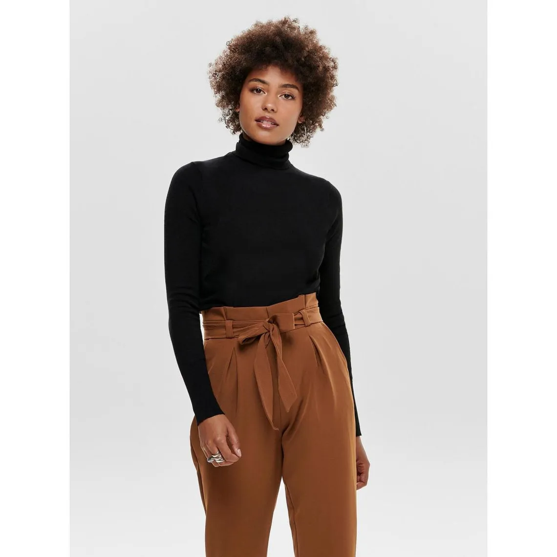 Pull en maille Col tortue Manches longues noir Sofia | 3 Suisses