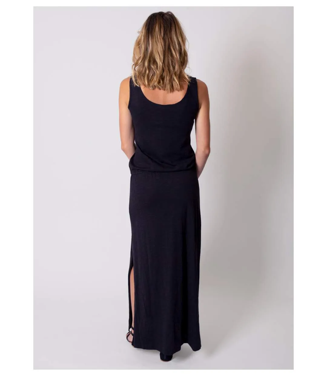 Robe longue en coton sans manches NADINE noire Coton Du Monde
