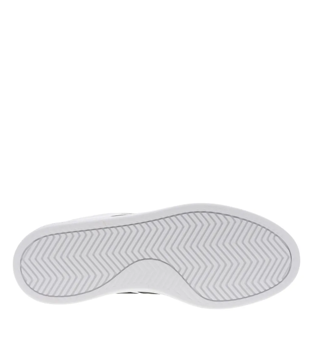 Tennis blanc